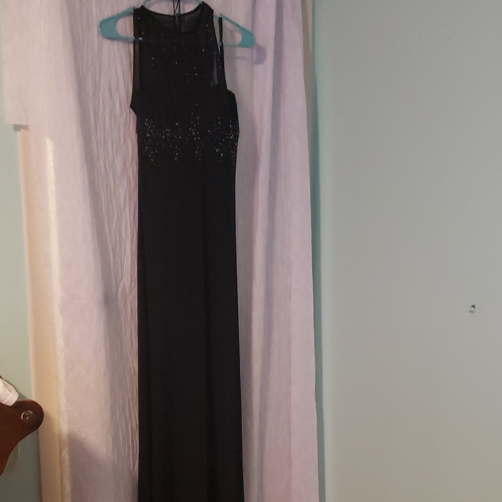 Womens Patra Sleek Black Evening Dress Size 8.     (#71)